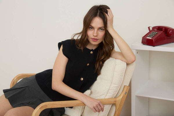 Gold Button Knit Vest Black