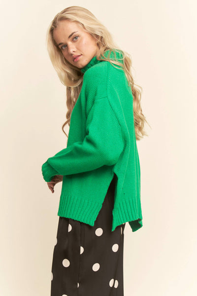 Cozy Oversized Turtleneck Sweater Green