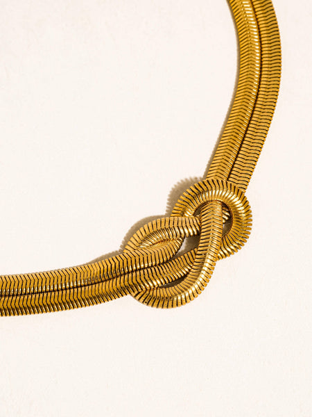 Evereign Gold Knot Necklace