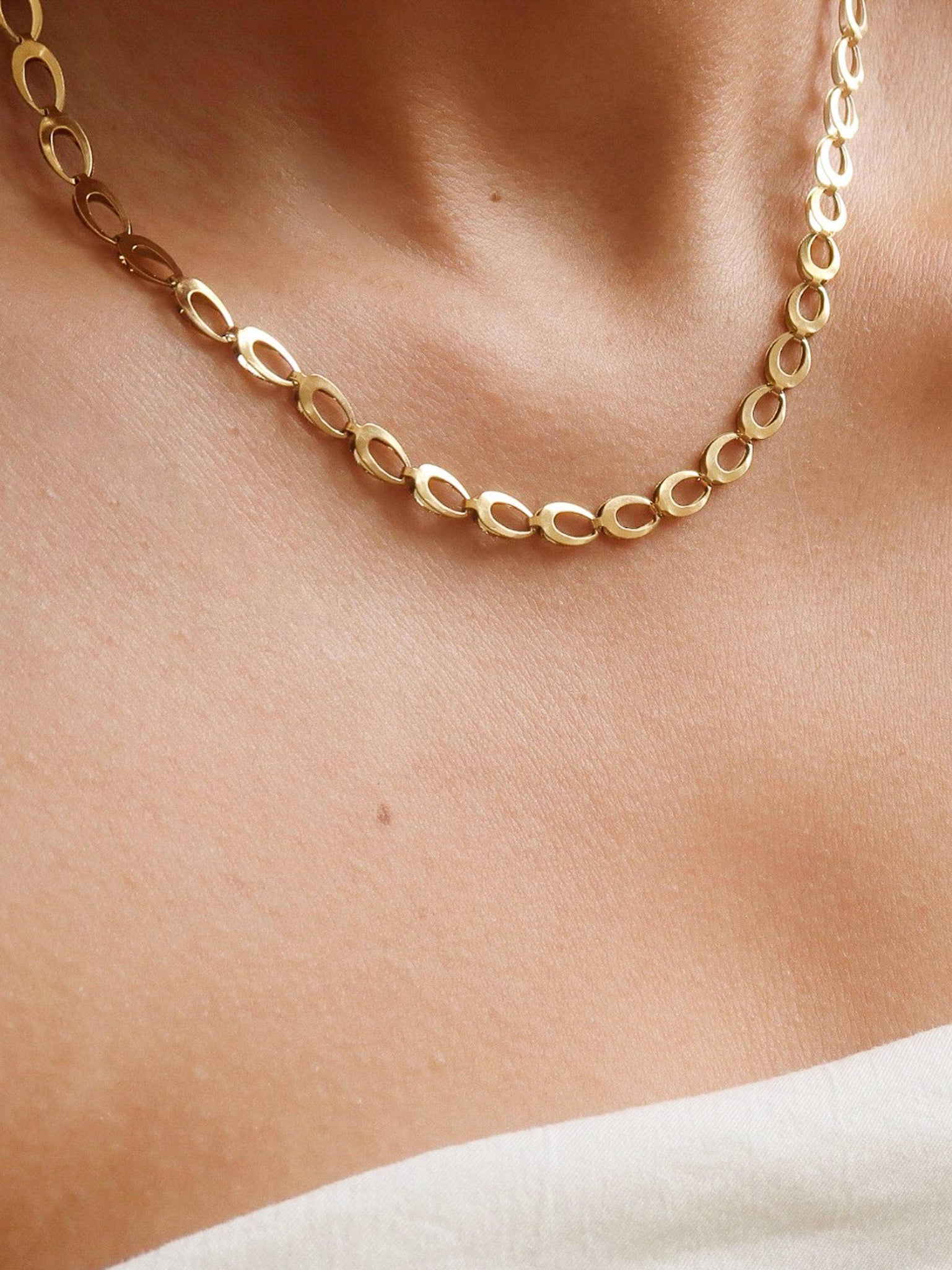 Thessaly 18K Gold Oval Link Chain