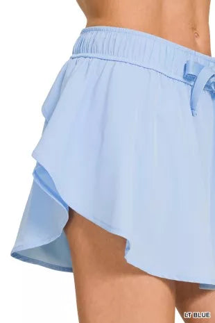 Lightweight sporty skort perfect for golf, travel, and casual outfits