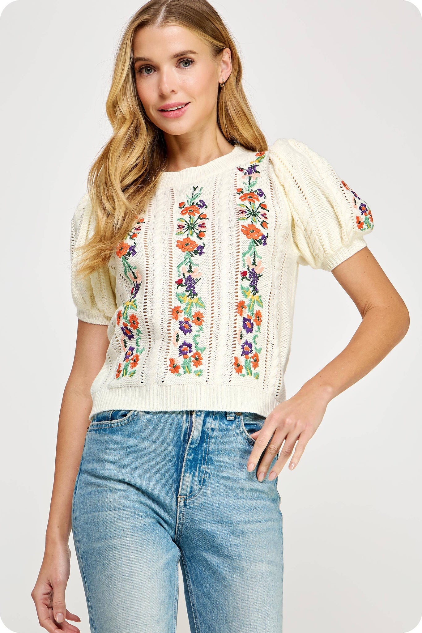 Floral Embroidered Top Cream