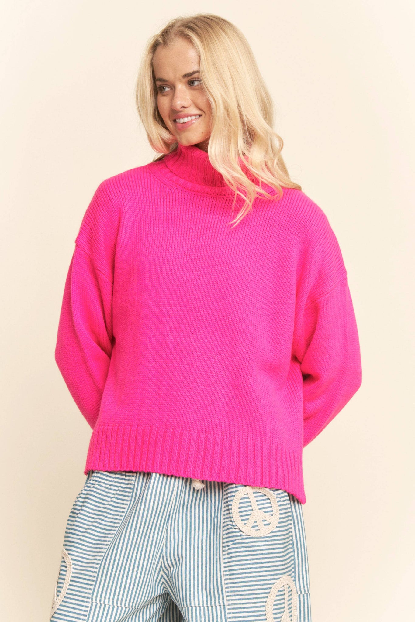 Cozy Oversized Turtleneck Sweater Pink