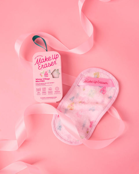Makeup Eraser Winter Wonderland Village Mini PRO