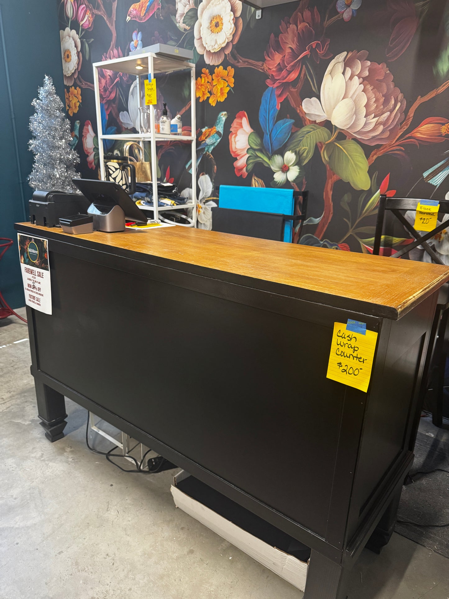 Black w/ Wood Top Cash Wrap
