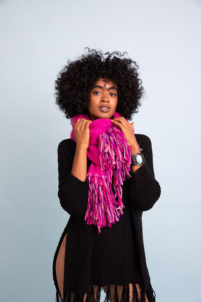 Speckle Frayed Border Scarf – Fuchsia