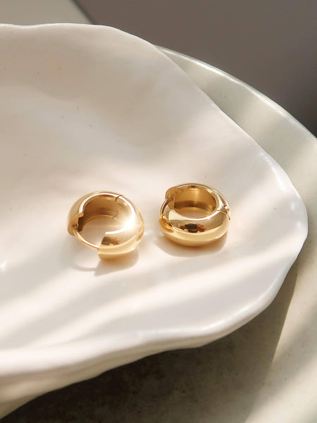 Blandine Small Classic Hoop Earring