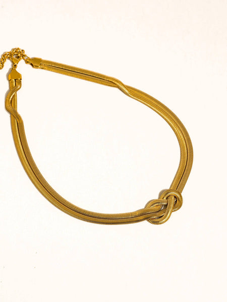 Evereign Gold Knot Necklace
