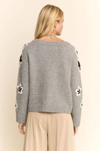 FLORAL ACCENT SWEATER