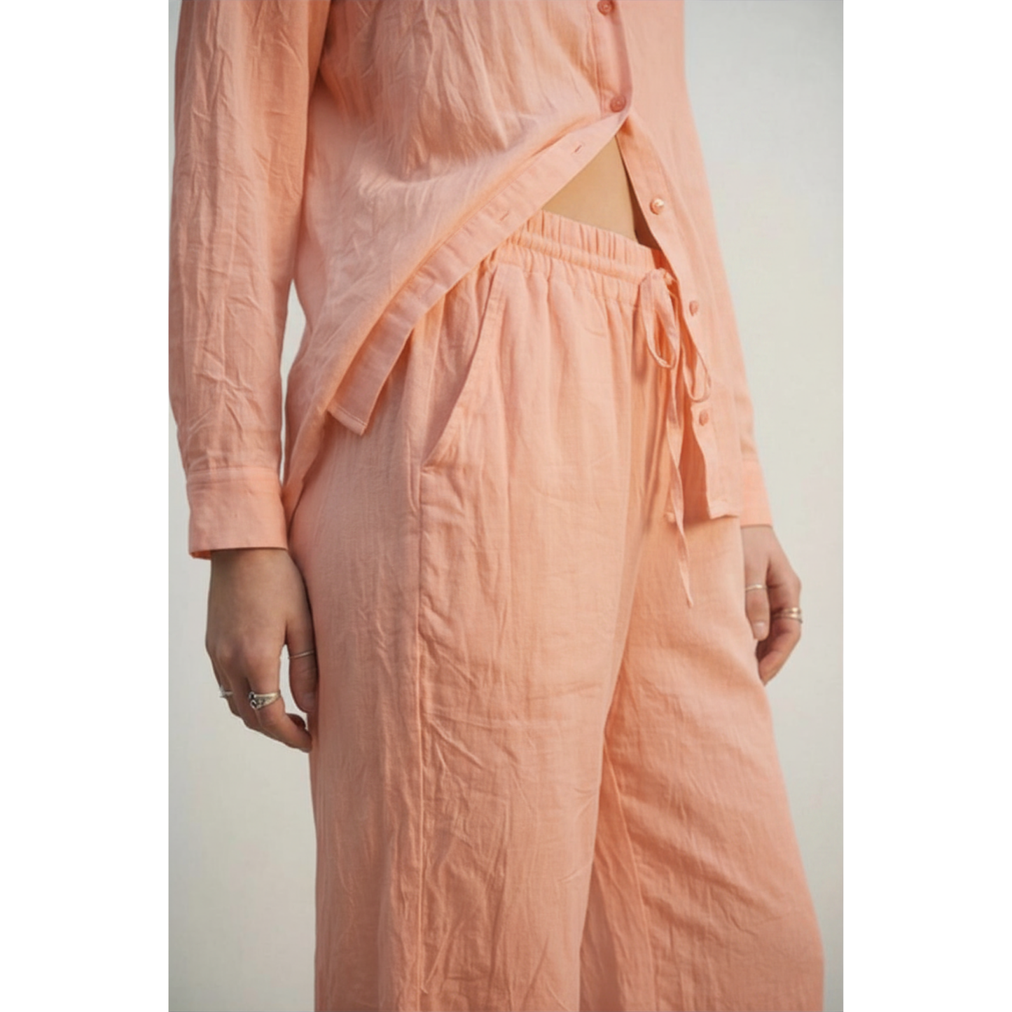 Elevé Coral Crinkled Wide-Leg Pants