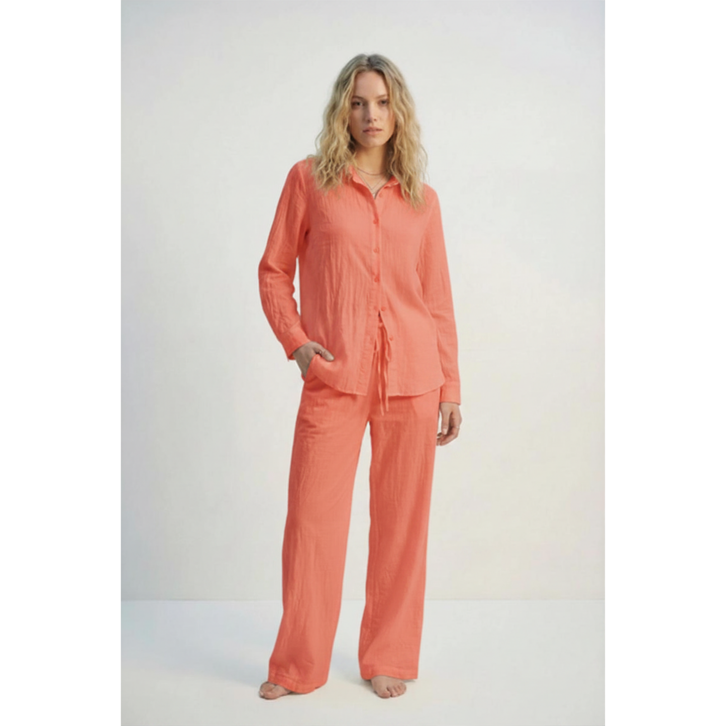 Elevé Coral Crinkled Wide-Leg Pants